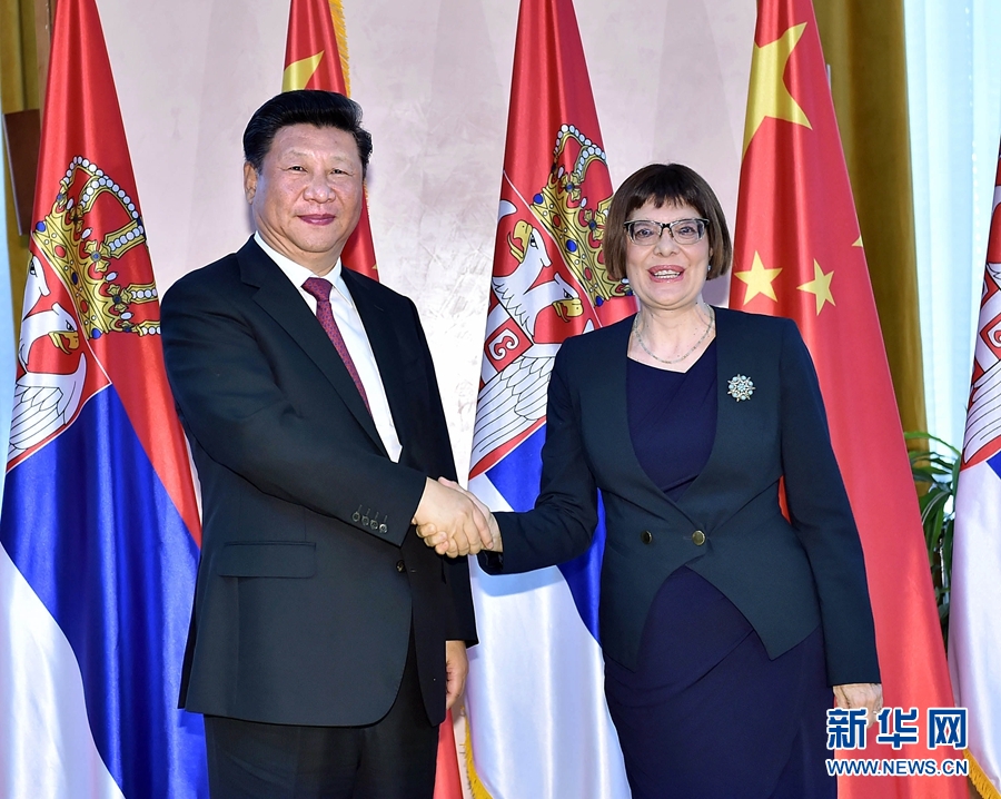 6月18日，國家主席習(xí)近平在貝爾格萊德會見塞爾維亞國民議會議長戈伊科維奇。 新華社記者李濤攝