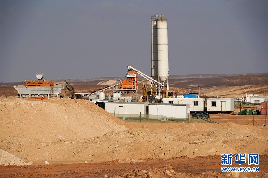 (國(guó)際·圖文互動(dòng))(1)“一帶一路”助約旦實(shí)現(xiàn)油頁(yè)巖發(fā)電之夢(mèng)