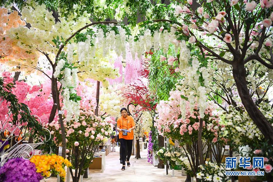 （新華全媒頭條&middot;圖文互動(dòng)）（7）從廣交會(huì)到進(jìn)博會(huì)&mdash;&mdash;中國對外開放再譜新樂章