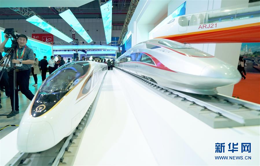 （新華全媒頭條&middot;圖文互動）（2）人間正道 浩蕩前行&mdash;&mdash;習(xí)近平主席出席首屆中國國際進(jìn)口博覽會紀(jì)實