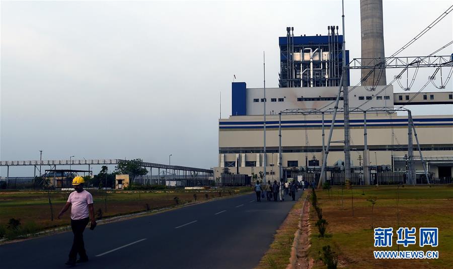 （新華全媒頭條&middot;圖文互動(dòng)）（7）特稿：為互利合作注入新動(dòng)力　為互聯(lián)互通開(kāi)辟新空間&mdash;&mdash;寫(xiě)在習(xí)近平主席赴印度出席中印領(lǐng)導(dǎo)人第二次非正式會(huì)晤并對(duì)尼泊爾進(jìn)行國(guó)事訪(fǎng)問(wèn)之際