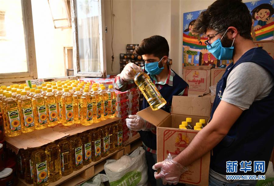 （國際疫情&middot;圖文互動(dòng)）（6）通訊：疫情中，那抹笑容最難忘&mdash;&mdash;記向困難家庭發(fā)放愛心包裹的敘利亞青年志愿者