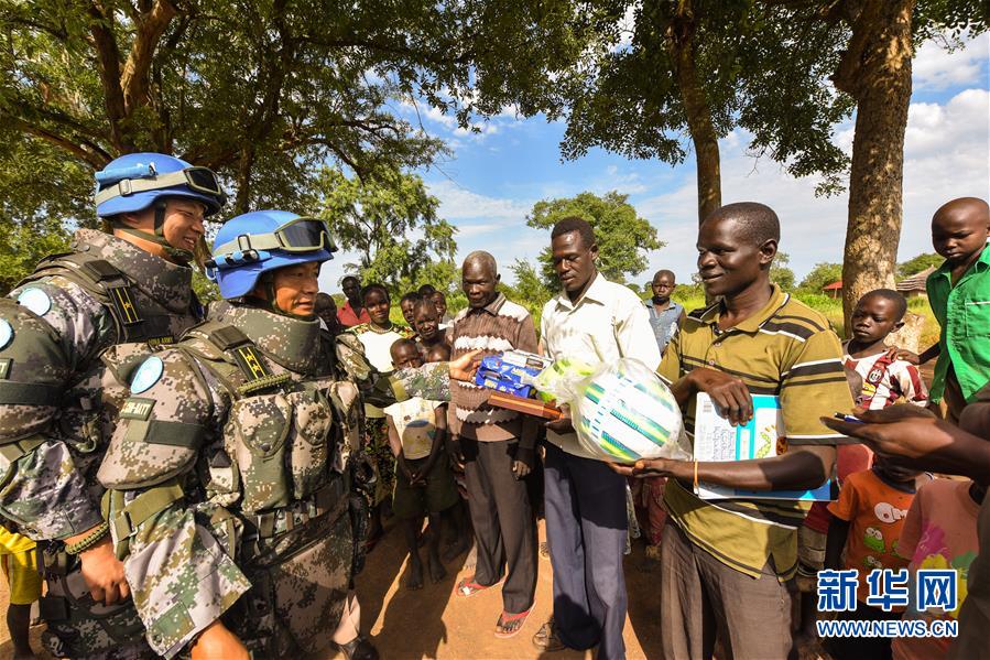 (維和白皮書(shū)·圖文互動(dòng))(3)我們?yōu)楹推蕉鴣?lái)——中國(guó)維和官兵代表訪談錄