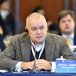 今日俄羅斯國(guó)際新聞通訊社社長(zhǎng)基謝廖夫呼吁建立金磚國(guó)家信息網(wǎng)、金磚國(guó)家電臺(tái)