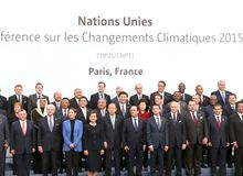 習近平出席氣候變化巴黎大會、訪問津巴布韋和南非并主持中非合作論壇峰會（2015.11.29-2015.12.5）