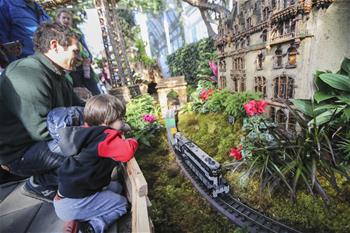 小火車展看&ldquo;紐約&rdquo;