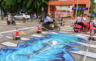 &ldquo;海洋世界&rdquo;3D立體斑馬線亮相?？? />  
<div>“海洋世界”3D立體斑馬線亮相?？?/div>
</a> 
</div>
<div   id=