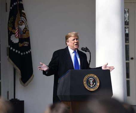 特朗普要?dú)W洲&ldquo;領(lǐng)回&rdquo;八百&ldquo;伊斯蘭國&rdquo;成員