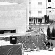 驗尸能否解開謎團(tuán)？