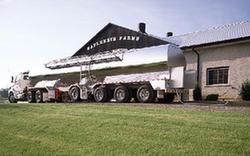 加拿大奶牛場&mdash;&mdash;優(yōu)質(zhì)可靠的奶源(組圖)